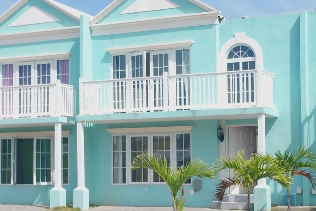 Orange Bay Townhouse By The Bay, Little Bay Country Club ,Negrilヴィラ エクステリア 写真