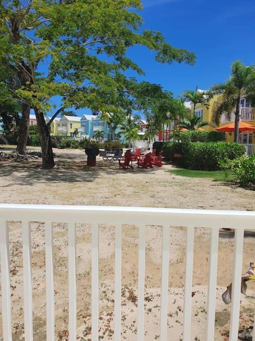 Orange Bay Townhouse By The Bay, Little Bay Country Club ,Negrilヴィラ エクステリア 写真