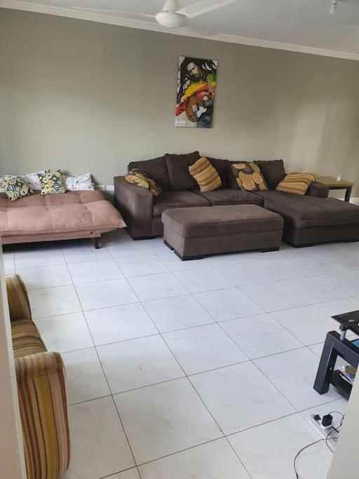 Orange Bay Townhouse By The Bay, Little Bay Country Club ,Negrilヴィラ エクステリア 写真