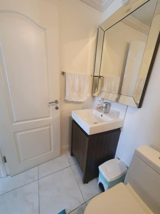 Orange Bay Townhouse By The Bay, Little Bay Country Club ,Negrilヴィラ エクステリア 写真