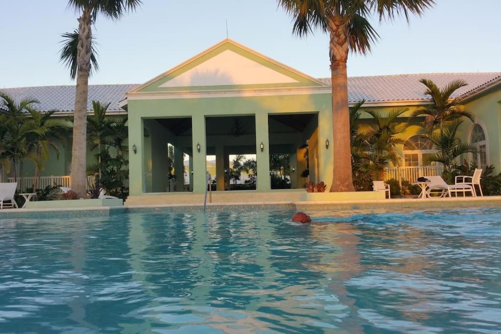 Orange Bay Townhouse By The Bay, Little Bay Country Club ,Negrilヴィラ エクステリア 写真