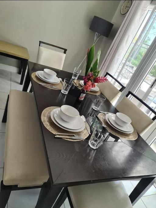 Orange Bay Townhouse By The Bay, Little Bay Country Club ,Negrilヴィラ エクステリア 写真