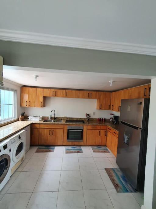 Orange Bay Townhouse By The Bay, Little Bay Country Club ,Negrilヴィラ エクステリア 写真