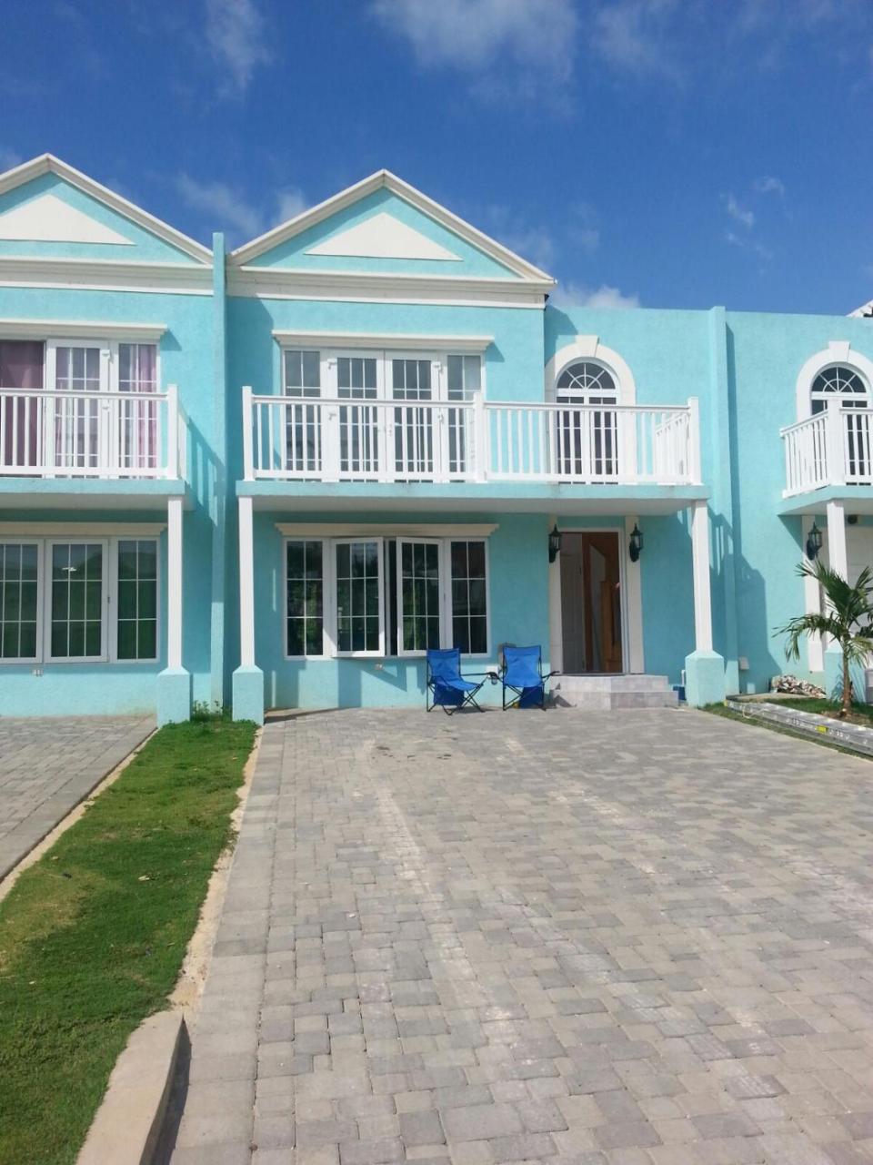 Orange Bay Townhouse By The Bay, Little Bay Country Club ,Negrilヴィラ エクステリア 写真